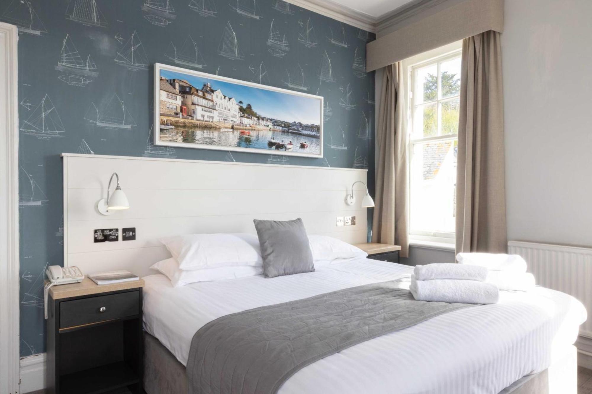 Ship And Castle Hotel เซนต์มอว์ส ภายนอก รูปภาพ